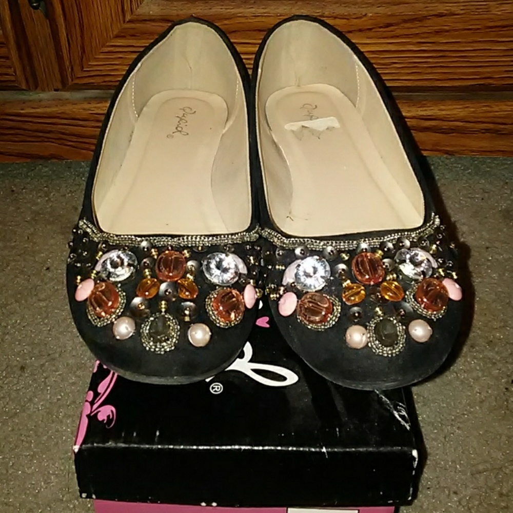 Shoes (Flats)